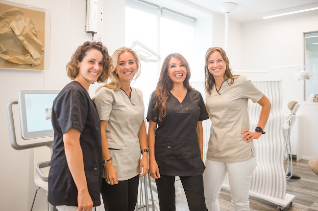 Smiles By Maria, Orthodontie et Dentisterie Spécialisé pour Adultes et Enfants - Clinique Invisalign
