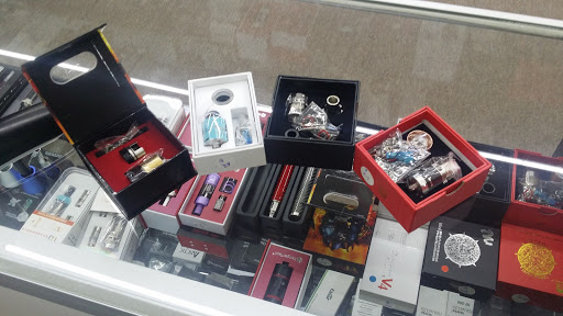 Vaporizer Store «Vapor Spot & Smoke Shop», reviews and photos, 2637 SW College Rd, Ocala, FL 34471, USA