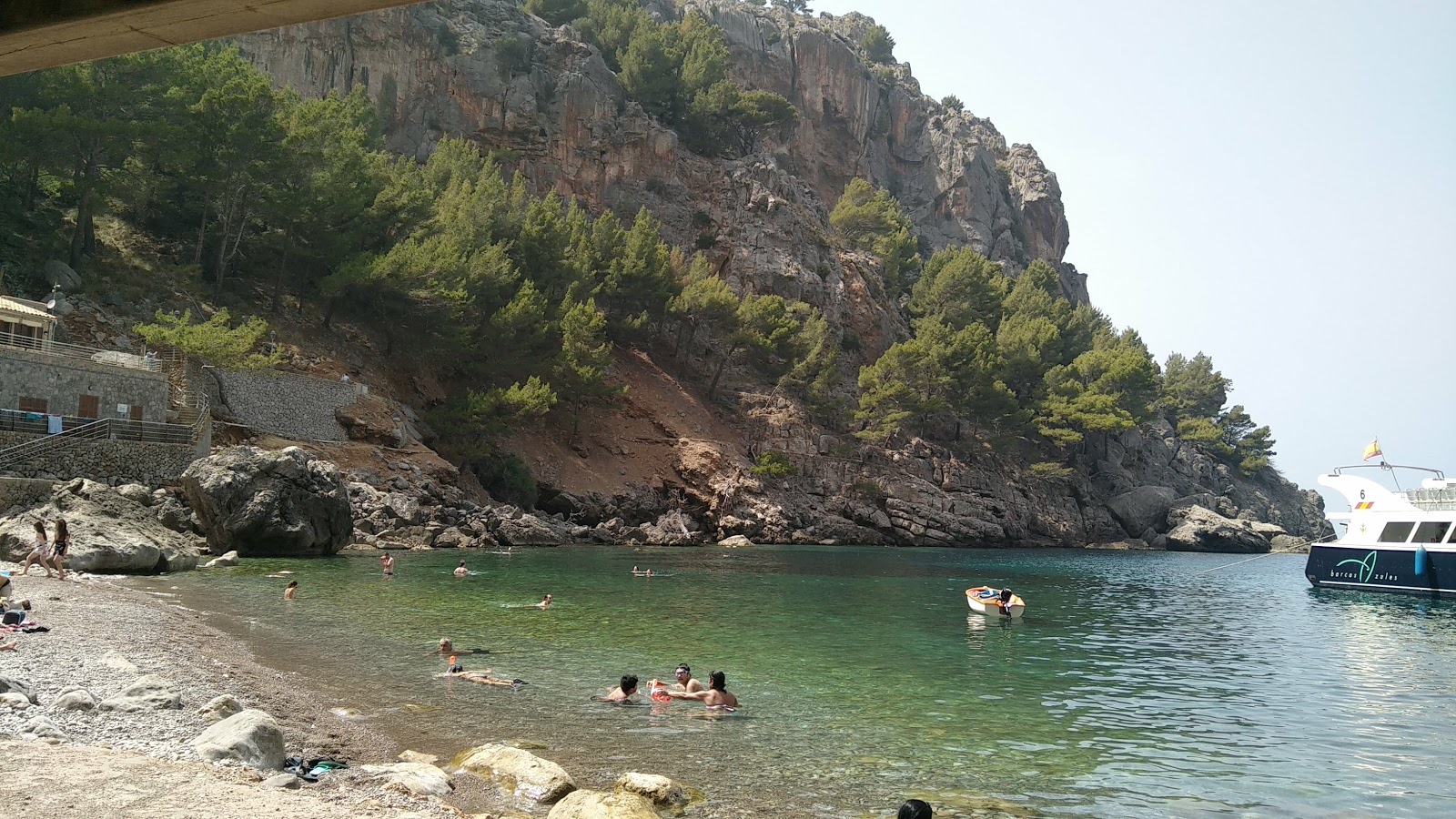 Photo de Port De Sa Calobra et ses beaux paysages