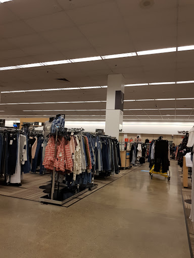 Department Store «Nordstrom Rack Downtown San Francisco», reviews and photos, 555 9th St, San Francisco, CA 94103, USA