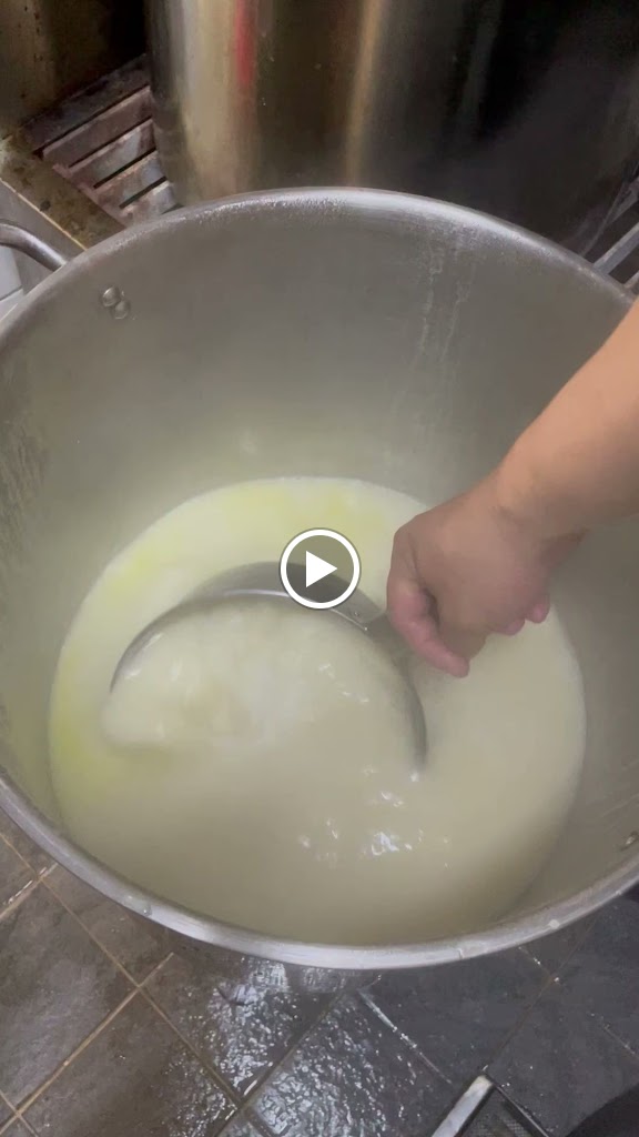 御真牛餐館(2023年銀牌紅燒牛肉麵） 的照片