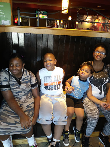 Shopping Mall «University Square», reviews and photos, 14060 Cedar Rd, Cleveland, OH 44118, USA