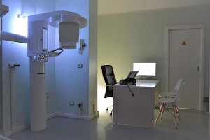Studio Dentistico Porcari - Fidenza image