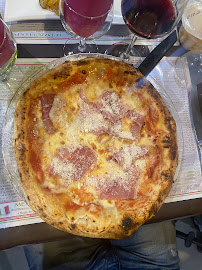 Pizza du Restaurant italien Un Italiano Vero à Saint-Privat-des-Vieux - n°13