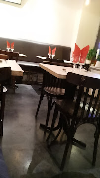 Atmosphère du Restaurant coréen Restaurant Shin Jung à Paris - n°5