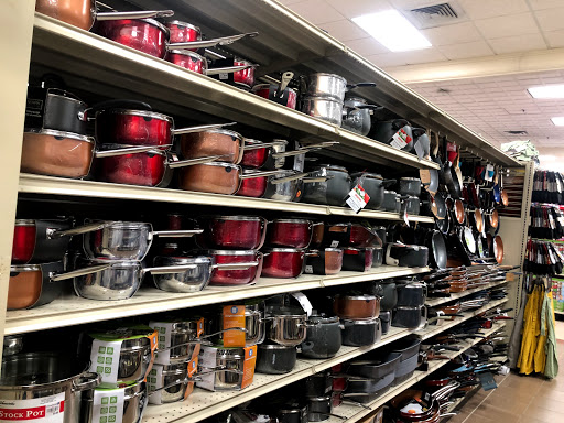 Home Goods Store «Christmas Tree Shops», reviews and photos, 28-34 Broadway, Lynnfield, MA 01940, USA