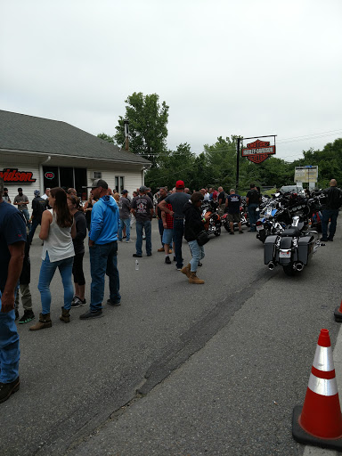 Motorcycle Dealer «American Harley Davidson», reviews and photos, 1437 Central St, Leominster, MA 01453, USA