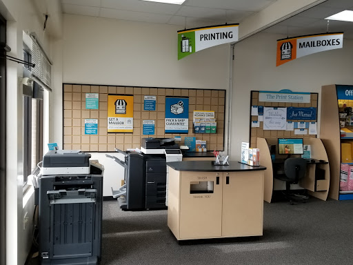 Shipping and Mailing Service «The UPS Store», reviews and photos, 4 Weems Ln, Winchester, VA 22601, USA