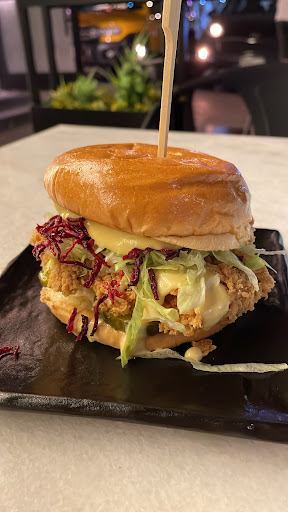 مطعم هوت تيست برجر Hot Taste Burger 