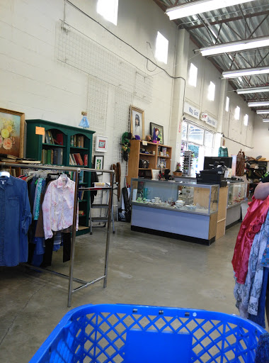 Thrift Store «St.Vincent De Paul Thrift Store», reviews and photos, 6430 Broadway, Everett, WA 98203, USA