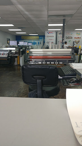 Sign Shop «Spectrum Graphic Designs», reviews and photos, 5002 S Lake Houston Pkwy, Houston, TX 77049, USA