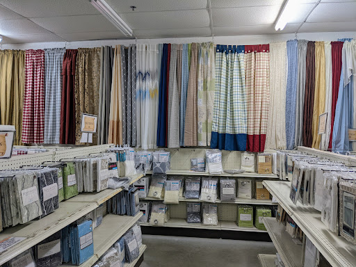 Clothing Store «Discount Madness», reviews and photos, 44 Bridge St, Pelham, NH 03076, USA