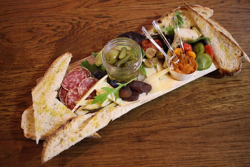 Wine Store «Corks Wine & Liquor», reviews and photos, 27250 Crossroads Pkwy, Rossford, OH 43460, USA