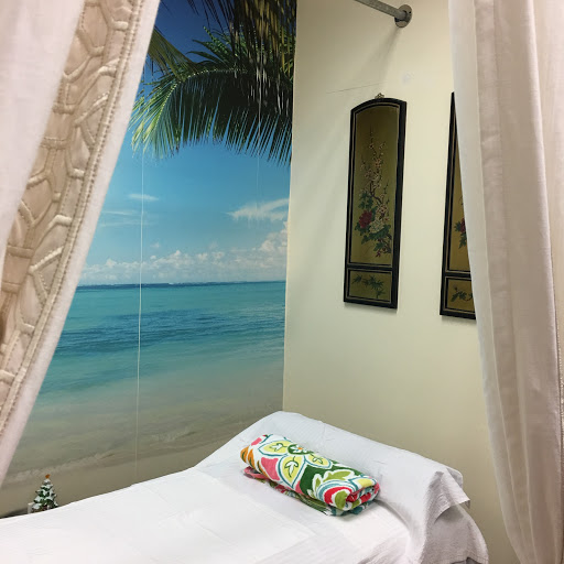 Foot Massage Parlor «Dragon Foot Spa & Massage», reviews and photos, 4755 PGA Boulevard, Palm Beach Gardens, FL 33418, USA