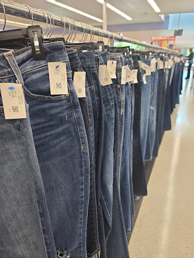 Thrift Store «Goodwill», reviews and photos, 8275 SW Wilsonville Rd, Wilsonville, OR 97070, USA