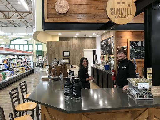 Grocery Store «Lowes Foods», reviews and photos, 1581 New Garden Rd, Greensboro, NC 27410, USA