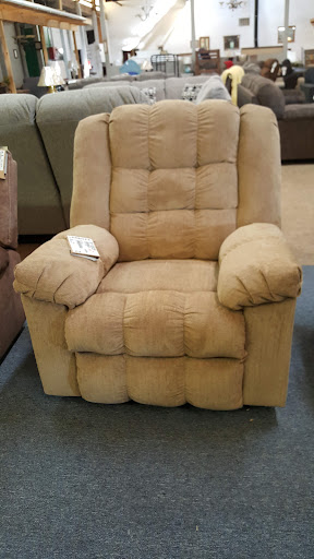 Gift Shop «Hemlock Cottage Furniture», reviews and photos, 601 S Main St, Wellington, OH 44090, USA