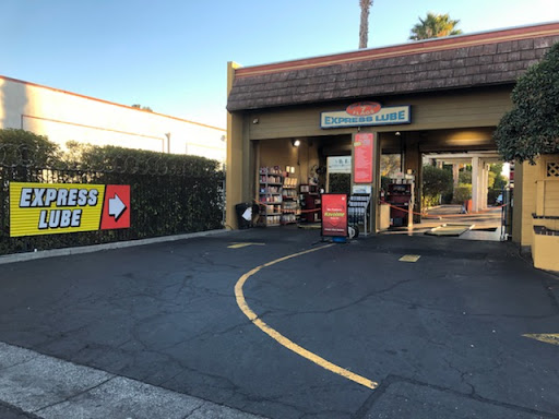 Car Wash «7 Flags Full Service Car Wash, Detail, & Express Lube», reviews and photos, 2270 N Texas St, Fairfield, CA 94533, USA