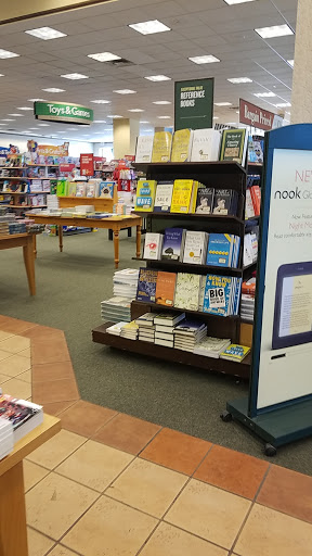 Book Store «Barnes & Noble», reviews and photos, 396 John R Rd, Troy, MI 48083, USA