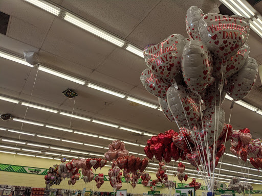 Dollar Store «Dollar Tree», reviews and photos, 18 W Court St, Woodland, CA 95695, USA