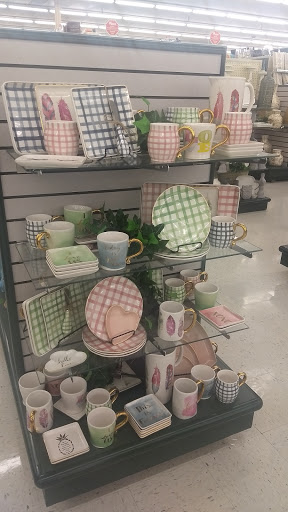 Craft Store «Hobby Lobby», reviews and photos, 2050 8th St, Coralville, IA 52241, USA