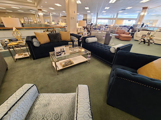 Furniture Store «Raymour & Flanigan Furniture and Mattress Store», reviews and photos, 917 Hartford Turnpike, Waterford, CT 06385, USA