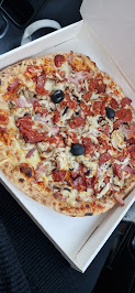 Pepperoni du Pizzas à emporter Distributeur Pizza Eddy Oberhoffen à Oberhoffen-sur-Moder - n°1