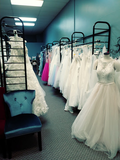 Bridal Shop «Encore Consignment & Bridal Boutique», reviews and photos, 311 N Riverfront Dr, Mankato, MN 56001, USA