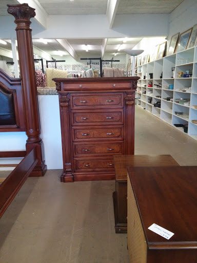 Thrift Store «First Baptist Church Thrift Store», reviews and photos, 1210 W N Blvd, Leesburg, FL 34748, USA