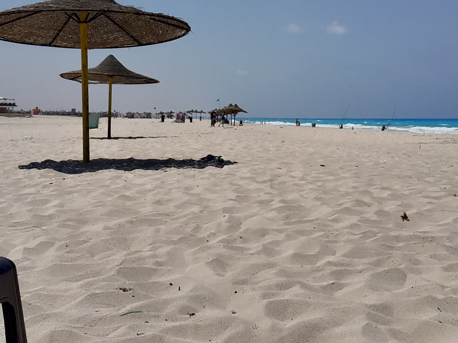 Valokuva Aida Beachista. mukavuudet alueella