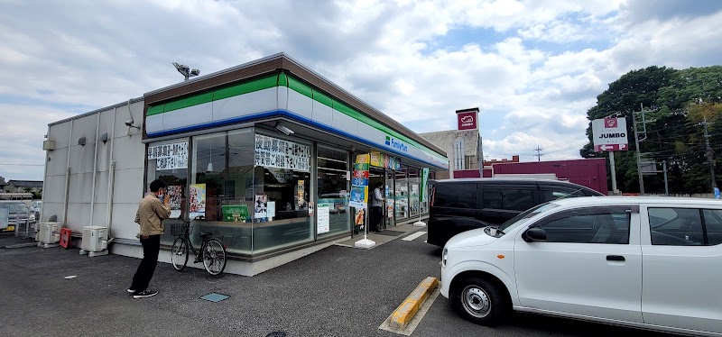 ファミリーマート 鹿沼村井店