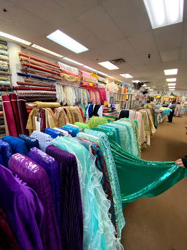 Fabric Store «Sewfisticated Discount Fabrics», reviews and photos, 14 McGrath Hwy, Somerville, MA 02143, USA