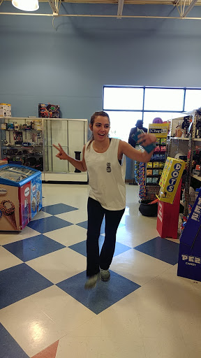 Thrift Store «Goodwill - Roseville, MN - Cleveland Avenue», reviews and photos, 2500 Cleveland Ave N, Roseville, MN 55113, USA