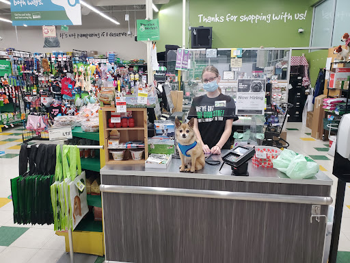 Pet Supply Store «Pet Supplies Plus», reviews and photos, 270 N Bolingbrook Dr, Bolingbrook, IL 60440, USA