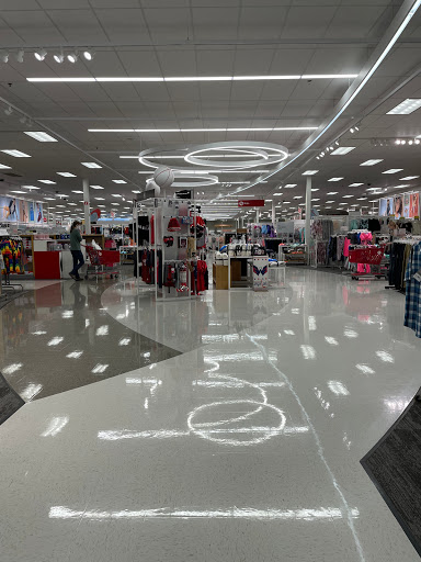 Department Store «Target», reviews and photos, 12197 Sunset Hills Rd, Reston, VA 20190, USA