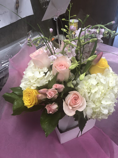 Florist «Market Garden Floral Co», reviews and photos, 1418 N Semoran Blvd #130, Orlando, FL 32807, USA