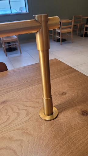 Coffee Shop «Starbucks», reviews and photos, 2450 E Main St, Bexley, OH 43209, USA