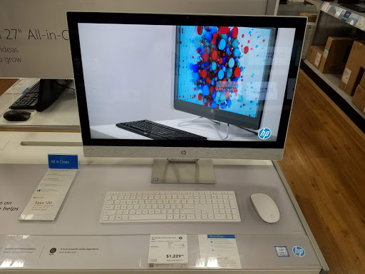 Electronics Store «Best Buy», reviews and photos, 9301 Quivira Rd, Overland Park, KS 66215, USA