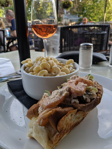 Bar «Market», reviews and photos, 1137 Linda St, Rocky River, OH 44116, USA