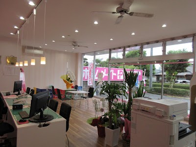 ホームメイトＦＣ霧島店 株式会社小倉ホーム