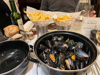 Moule du Restaurant français Vaudeville à Paris - n°17