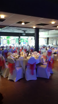 Atmosphère du Restaurant français Les Pyramides à Lys-lez-Lannoy - n°11