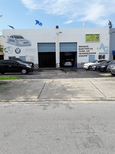 Auto Repair Shop «Auto Center - MERCEDES & BMW Repair Specialists», reviews and photos, 3065 W 80th St, Hialeah, FL 33018, USA