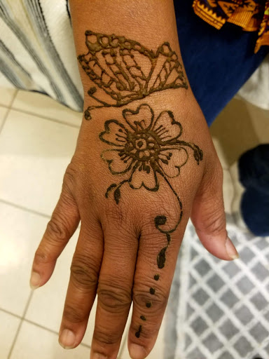 Shopping Mall «River Oaks Center», reviews and photos, 96 River Oaks Center Dr, Calumet City, IL 60409, USA