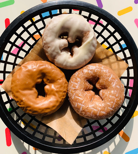 Donut Shop «Daylight Donuts Supershop», reviews and photos, 3121 S Yale Ave, Tulsa, OK 74135, USA