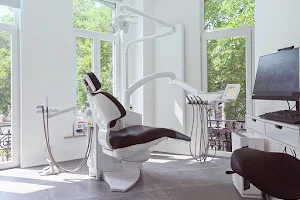 Clinique dentaire Van Volxem image