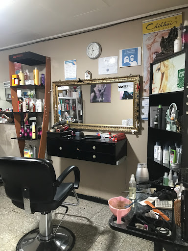 Laura’s Beauty Salon