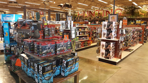 Sporting Goods Store «Bass Pro Shops», reviews and photos, 10040 Gulf Center Dr, Fort Myers, FL 33913, USA