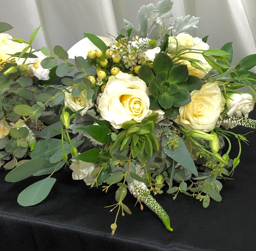 Florist «Ultima Florals», reviews and photos, 81-02 37th Ave, Jackson Heights, NY 11372, USA