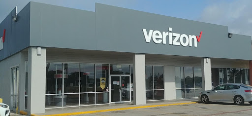 Cell Phone Store «Verizon Authorized Retailer – Cellular Sales», reviews and photos, 1489 E Court St, Seguin, TX 78155, USA